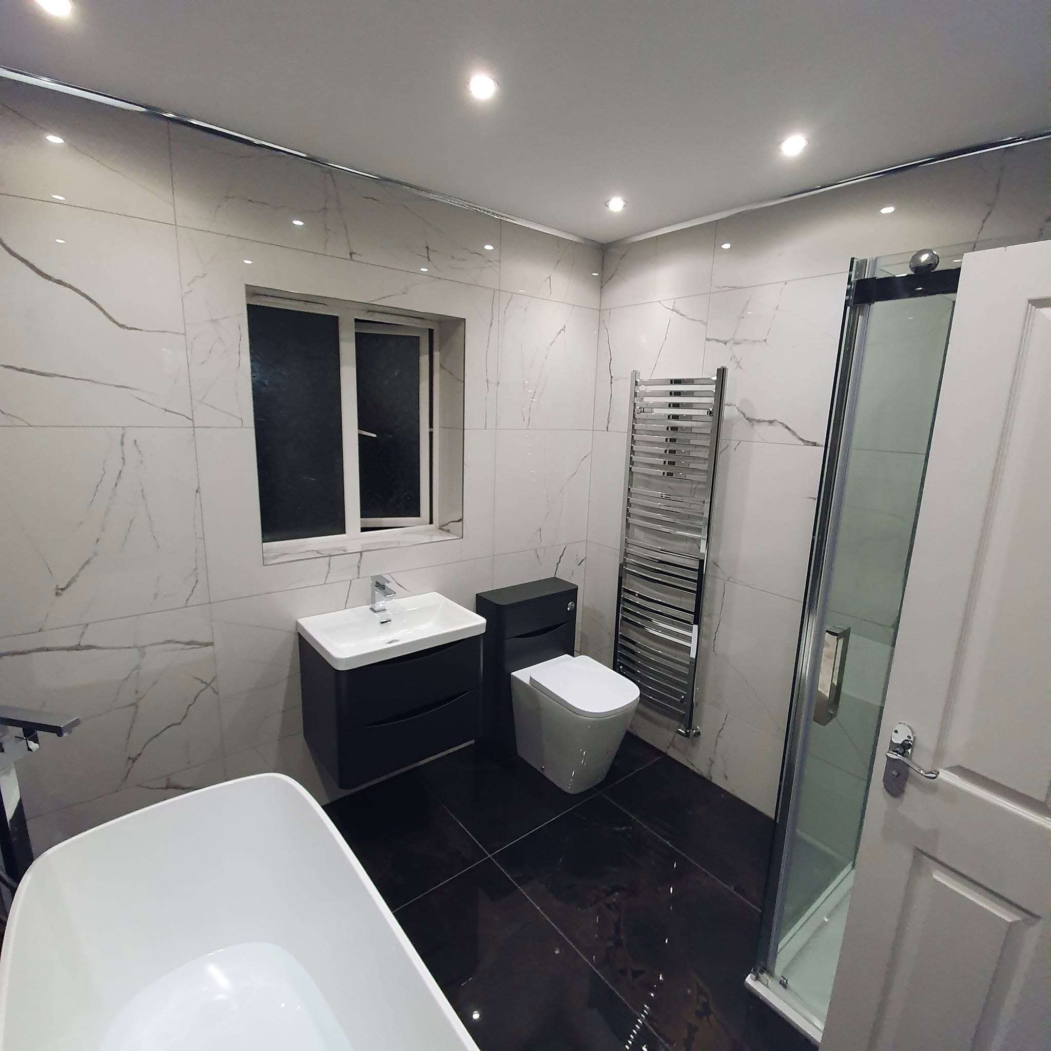 Concealed Thermostatic Shower & Niche