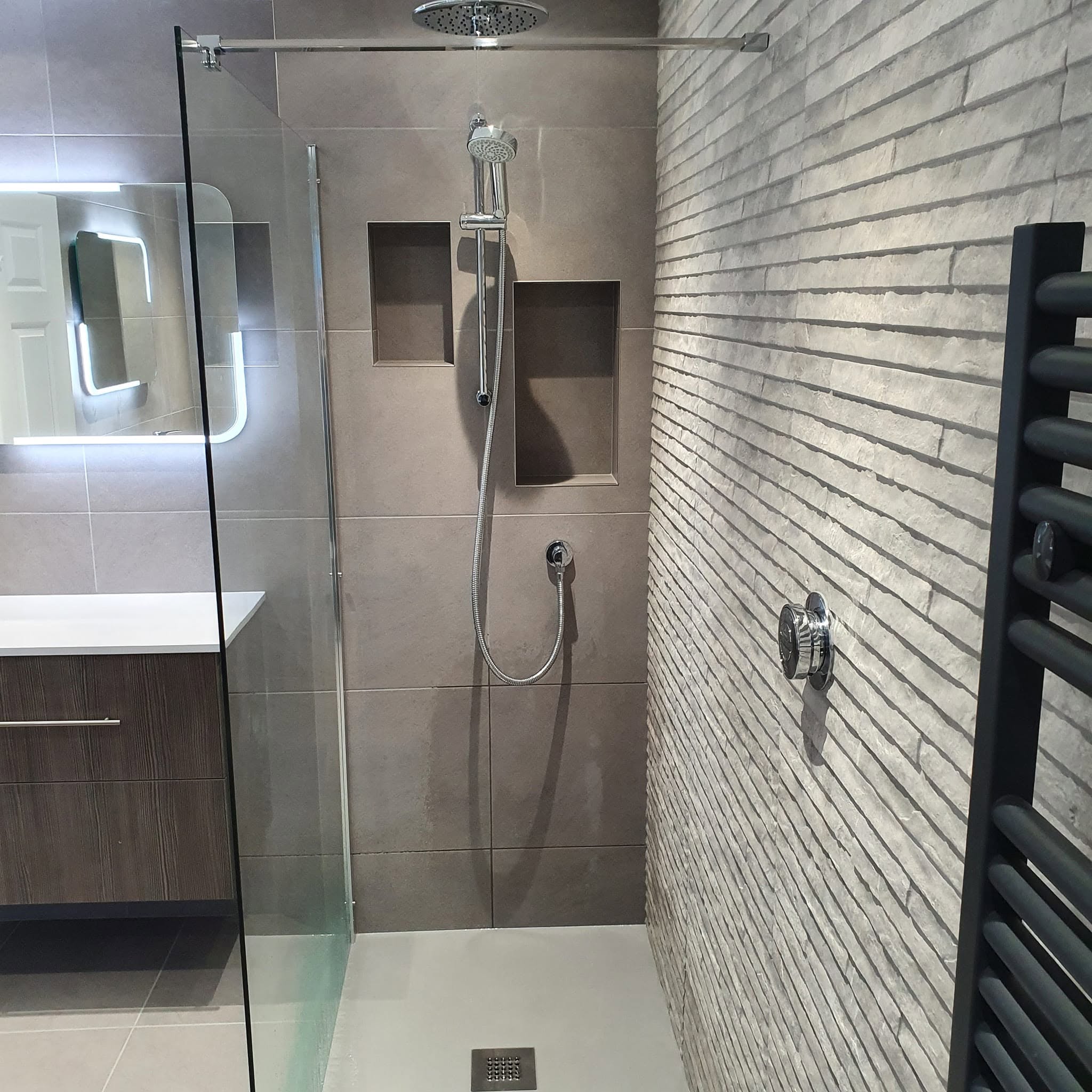Fully Tanked Walk-In Wet Room