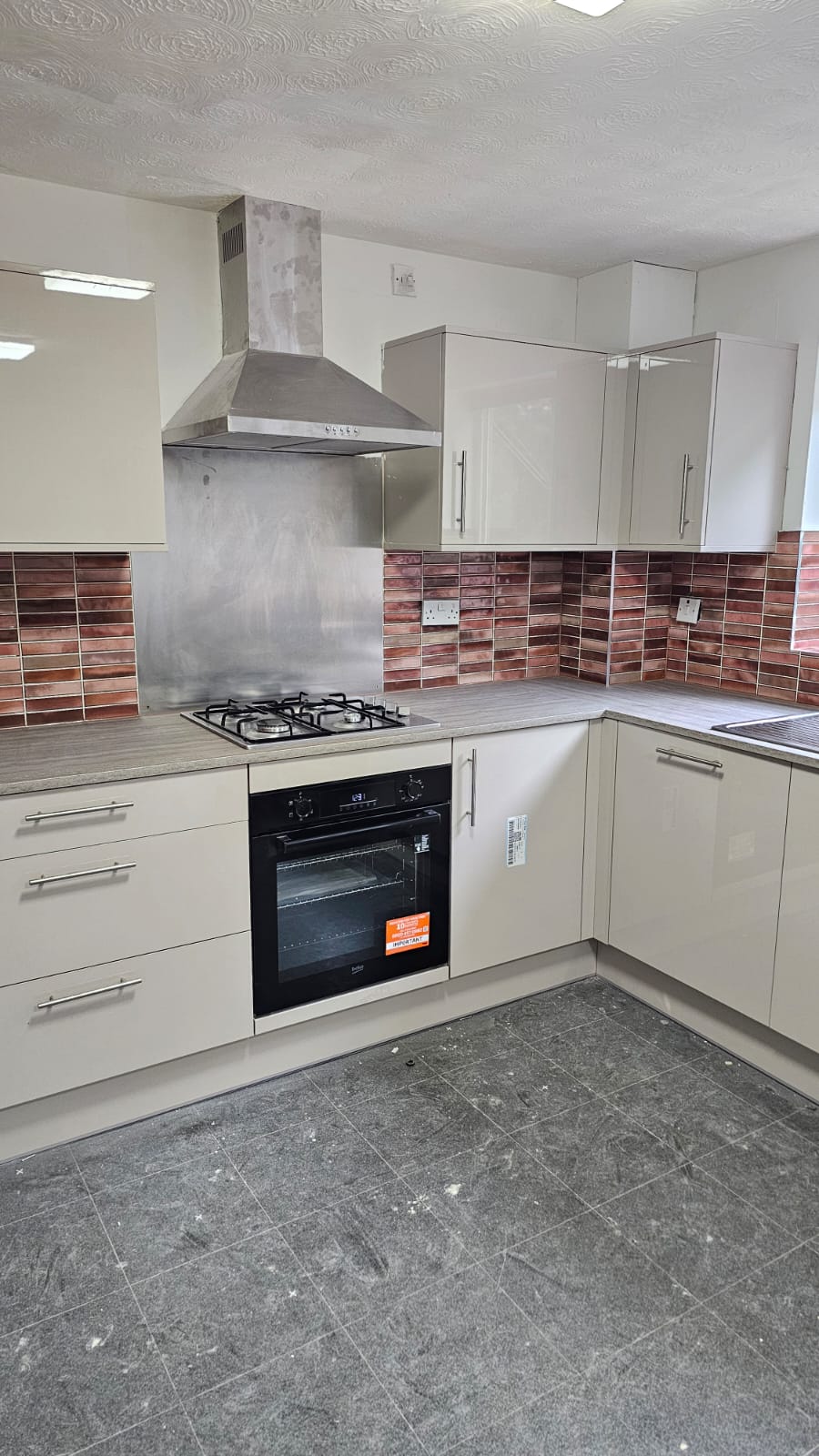 Completed Gloss Kitchen Handover